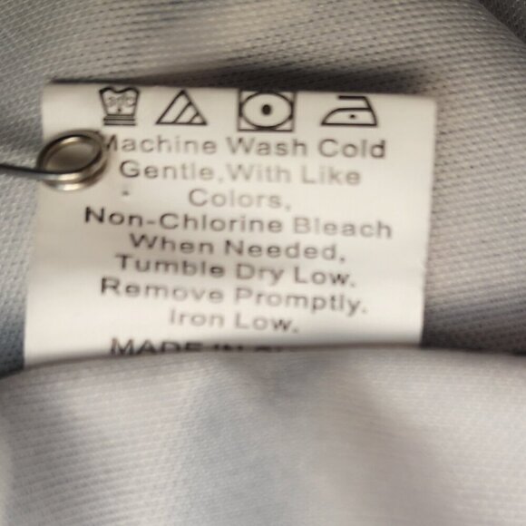 Champion Ladies Size XL Black White & Red Cold Shoulder Dress with Hood - Picture 5 of 11